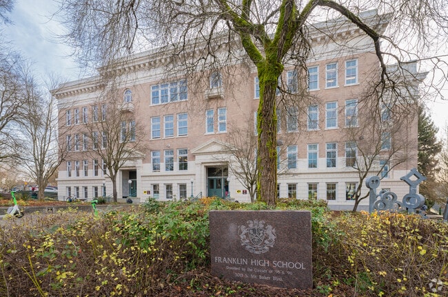 Franklin High School is listed as the No. 1 standout high school in  the state of Washington.