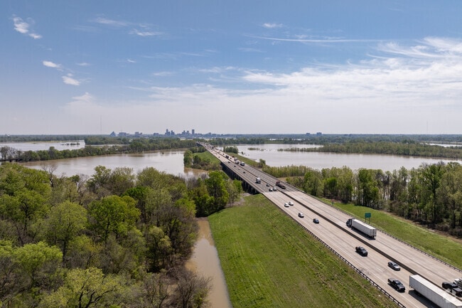 West Memphis's eastern border is made up of the Mississippi River Levee, making downtown Memphis a quick trip.