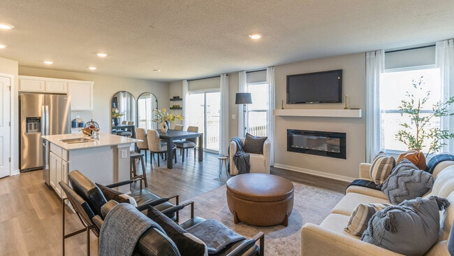 3513 10th Ave unit 36202192, Altoona, IA 50009 - photo 4