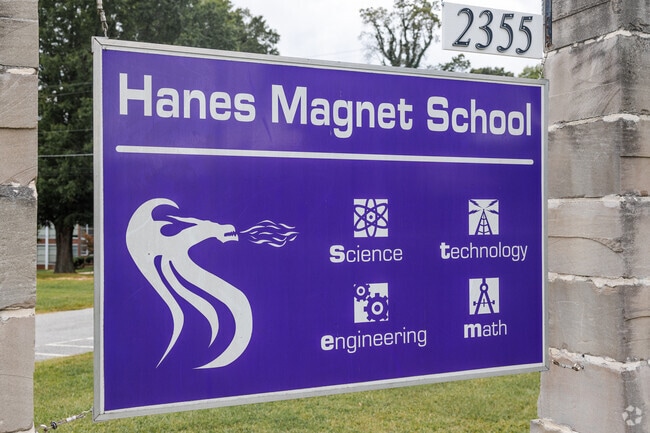 Welcome to Hanes Magnet School in Winston-Salem.