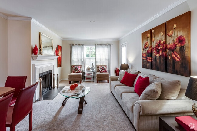 The Courts at Fair Oaks Apartments, Fairfax, VA 22030 - photo 3