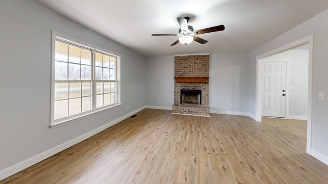 4001 Southridge Blvd, Murfreesboro, TN 37128 - photo 3