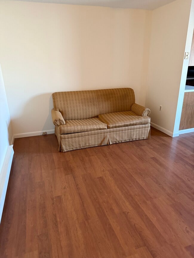 926 Washington Blvd unit 4, Williamsport, PA 17701 - photo 5