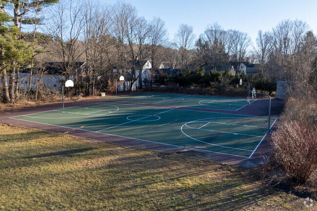 Hancock Elementary School is a public school in Manchester.