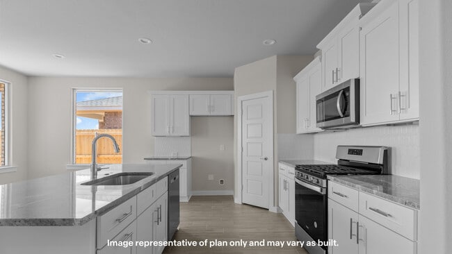 1919 Fortune Dr, Midland, TX 79707 - photo 5