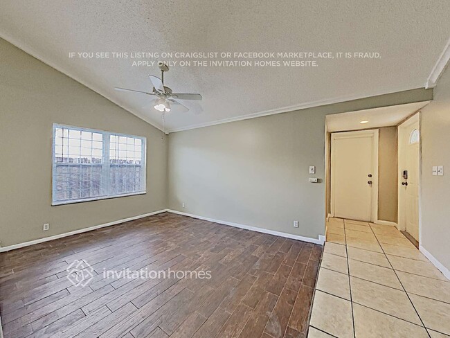 10940 NW 21st St, Sunrise, FL 33322 - photo 3