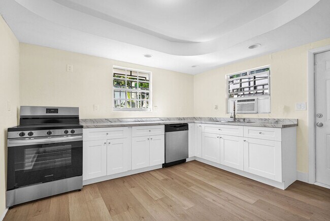 511 NW 44th St unit 1, Miami, FL 33127 - photo 5