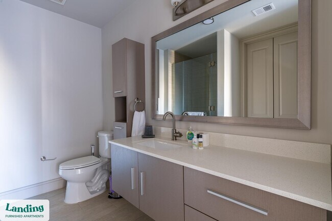 1414 Wood Hollow Dr unit 1-537.1408224, Houston, TX 77057 - photo 7