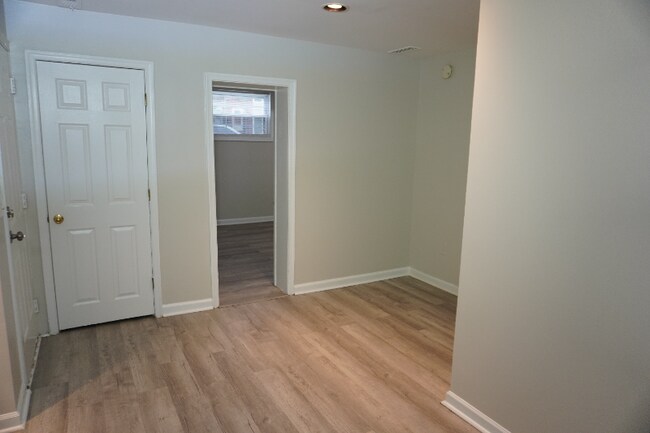 5551 Force Rd unit E, Baltimore, MD 21206 - photo 4