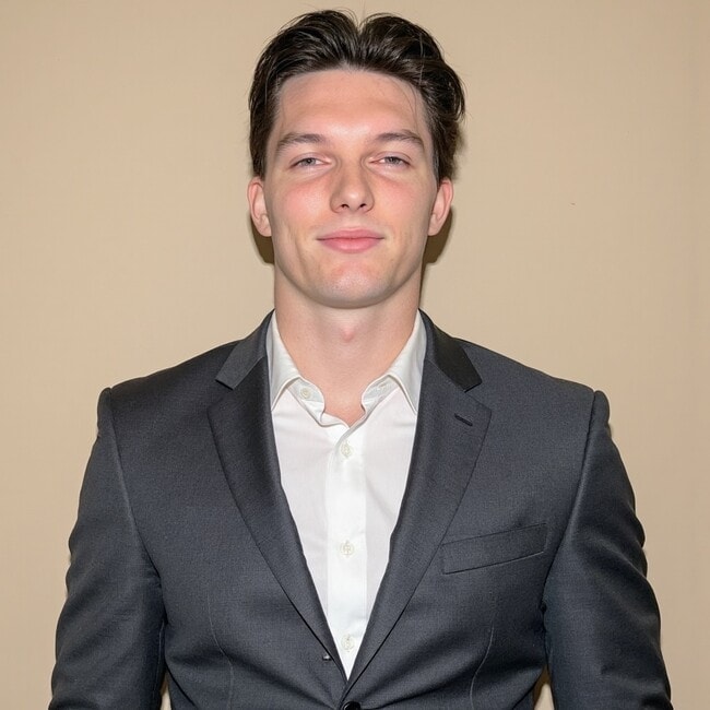 Agent Photo