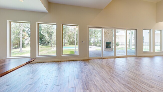 25118 W Tara Plantation Dr, Tomball, TX 77375 - photo 2