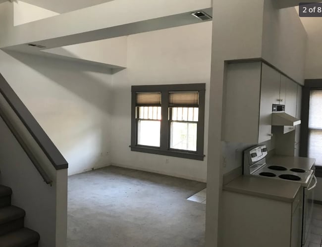 Living area & kitchen