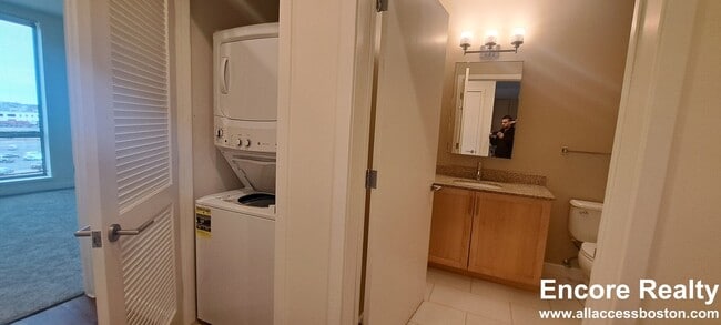 411 D St unit S515, Boston, MA 02210 - photo 3