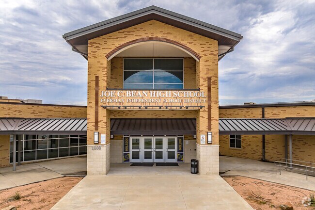 Everman Joe C. Bean High School manifests unity of vision and goals for academic achievement.