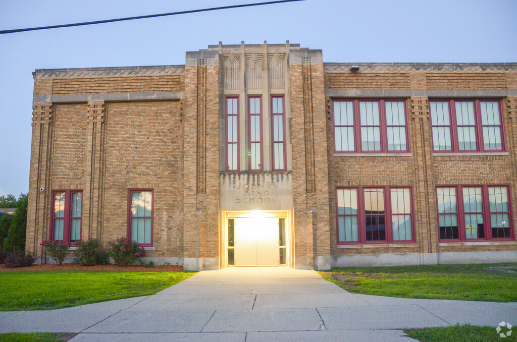 Adamyoungs Building front entrance in Harmony Village.