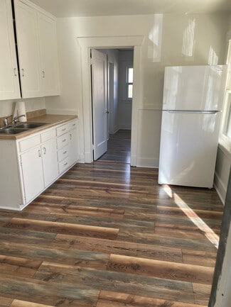 210 E Pitkin Ave Unit Pitken Plex, Pueblo, CO 81004