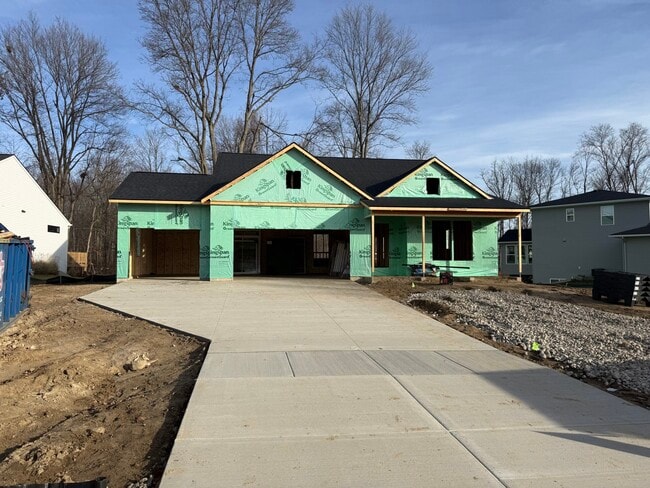 6581 Windford Ln, Grand Ledge, MI 48837 - photo 2