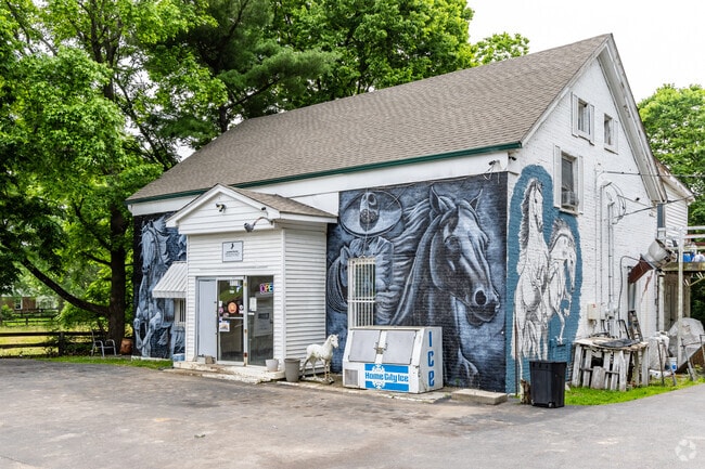 The Loradale Market offers residents a variety of convenience items and Mexican lunch specials.