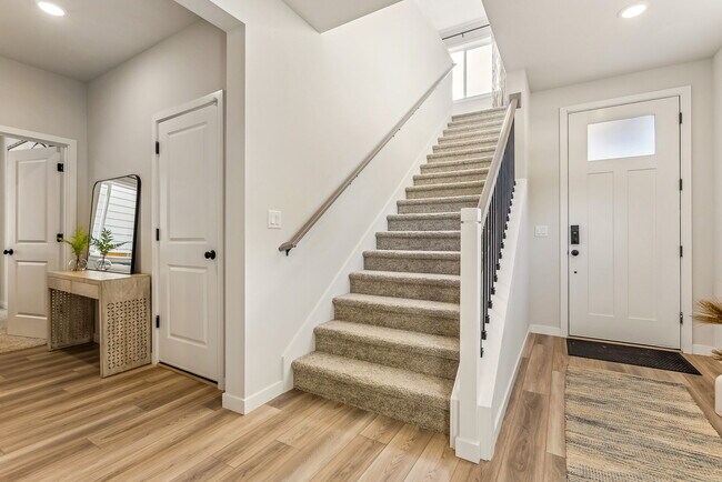 8929 126th St E unit 36582847, Puyallup, WA 98373 - photo 3