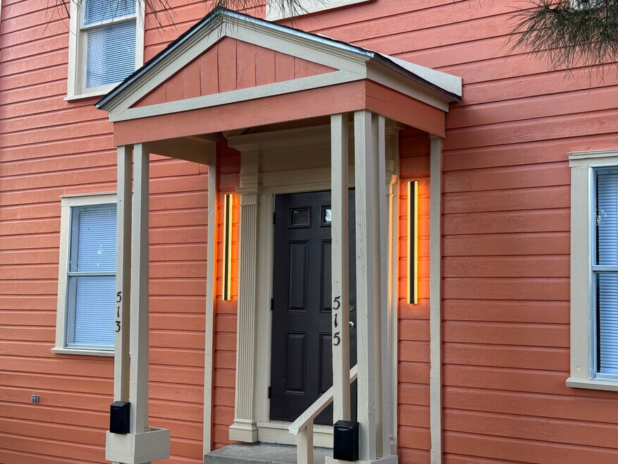 513 Eleanor Ave unit downstairs duplex, San Antonio, TX 78209 - photo 1