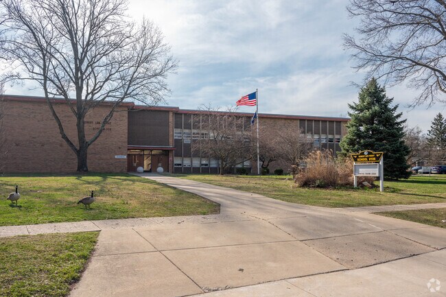 Robert Lee Frost School is loved by the community.