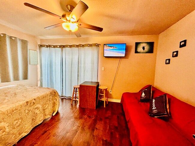 604 17th St unit C, Huntington Beach, CA 92648 - photo 7