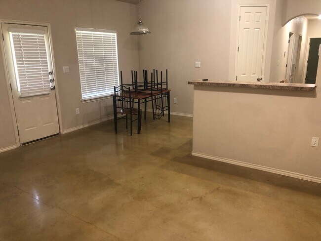 220 Anne Louise Dr unit 220, New Braunfels, TX 78130 - photo 7