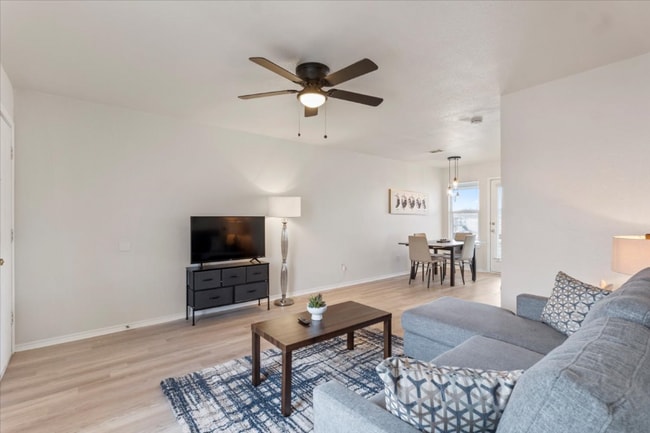 5810 Redstone Dr unit D, Killeen, TX 76543 - photo 3