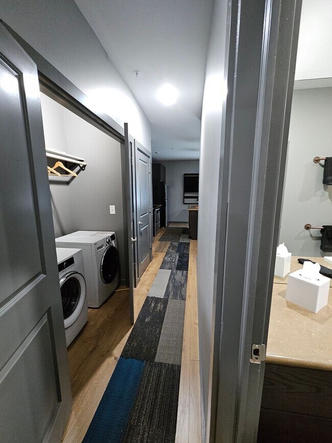 Alleyworks, Bloomington, IN 47404 - photo 5