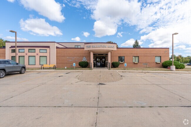 The Salvation Army serves the neighborhood of Franklin Gateway.
