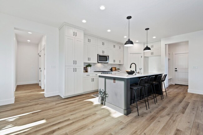 11201 S Corballis Ln, Kuna, ID 83634 - photo 5