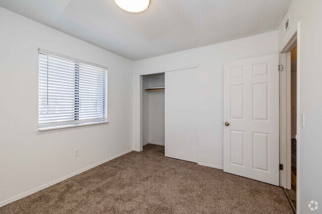 Garden Pines, Wichita, KS 67207 - photo 4