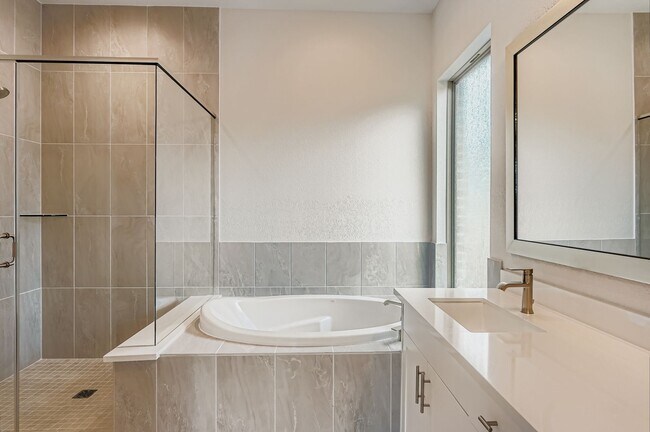 310 Prickly Poppy Loop, Kyle, TX 78640 - photo 7