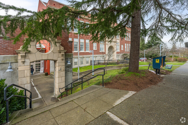 Emerson Elementary School