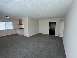325 S Doheny Dr, Beverly Hills, CA 90211