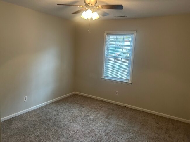 403 Cedar Creek Dr, Jacksonville, NC 28540 - photo 6