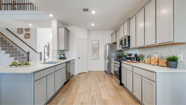 17863 Aile Pierre Pass, Conroe, TX 77302 - photo 6