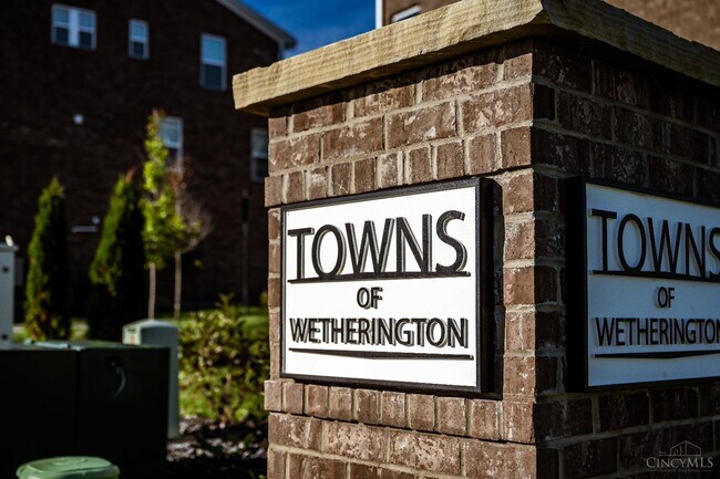 7442 Wetherington Ln, West Chester, OH 45069 - photo 3