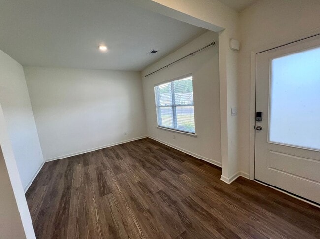 2427 Hyacinth Ln, Hernando, MS 38632 - photo 6