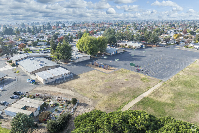 John Blacow Elementary School is part of Fremont Unified School District.