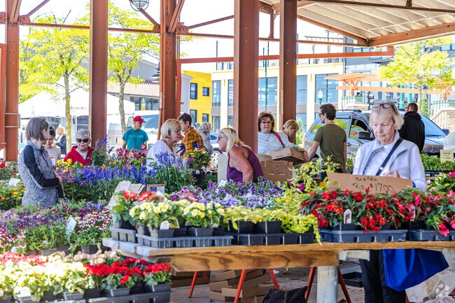 You are sure to run into a neighbor or two at the West Allis Farmer's Market.