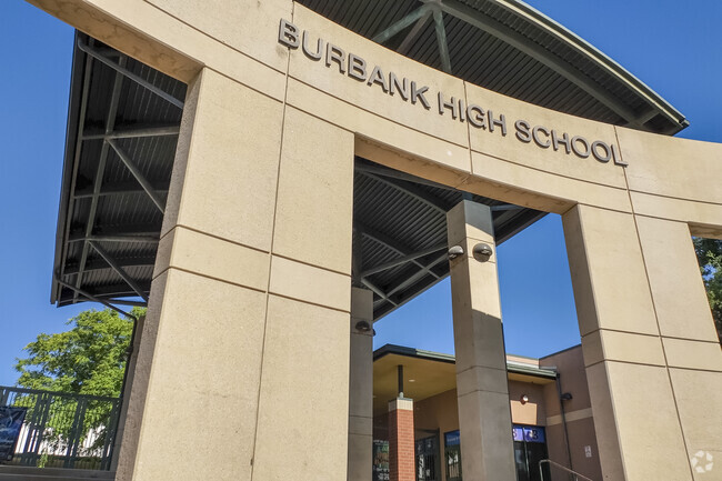 Burbank High School, Rankings & Reviews - Homes.com