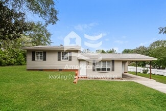 3415 Calkin St, Hope Mills, NC 28348