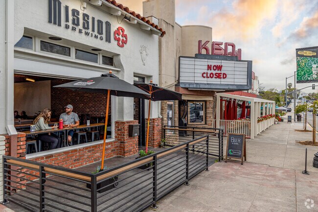Adams avenue features restaurants, boutiques and a few commercial offices.