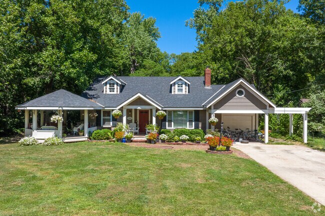 Cape Cod style homes have been spotted in the Arrowhead Trails neighborhood.