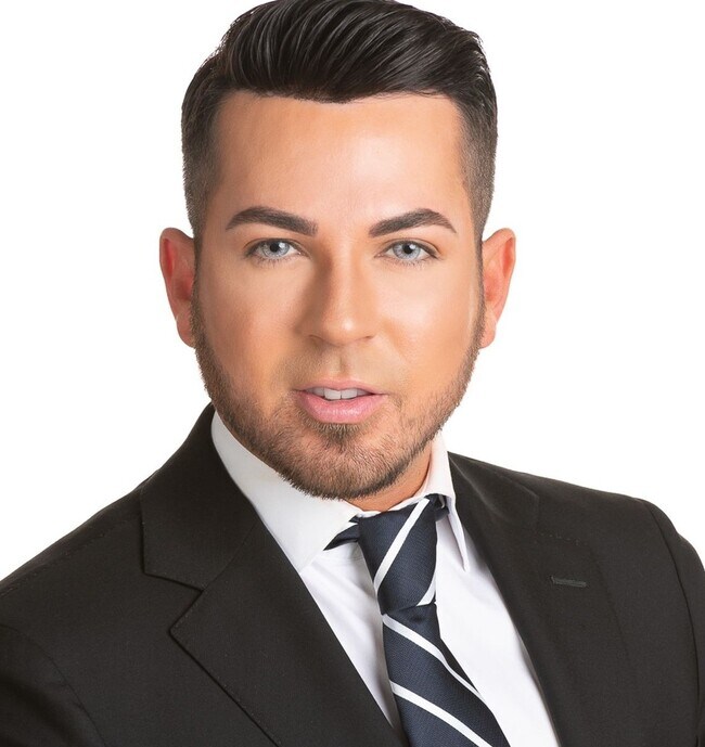 Agent Photo