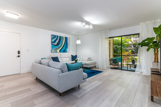 261 Deer Creek Blvd, Deerfield Beach, FL 33442