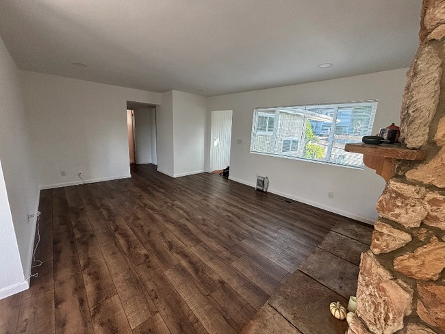 118 W 8th Ave, Escondido, CA 92025 - photo 4