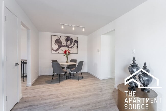 7619 N Sheridan Rd unit 3A, Chicago, IL 60626 - photo 7