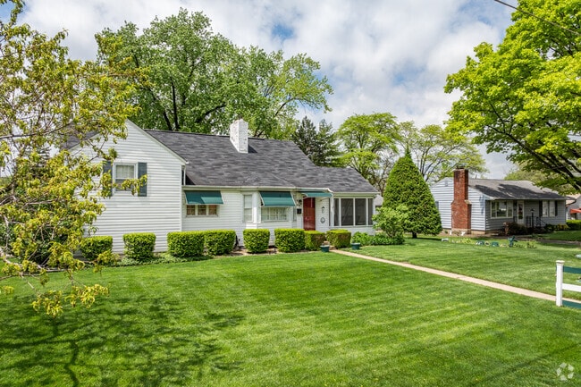 A variety of home styles can be found in El Dorado-Williamsdale.